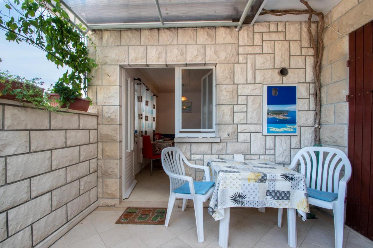 Apartment Ružica Zrnovo Exteriér fotografie